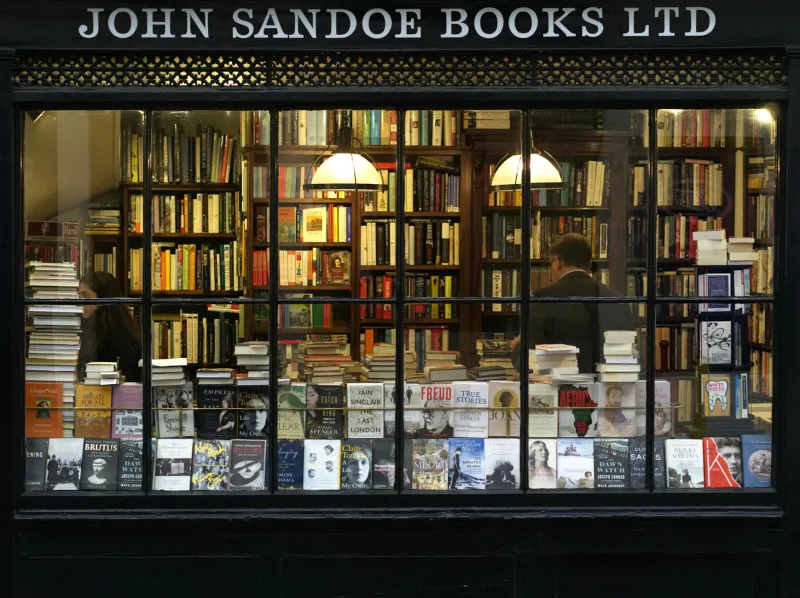 Between the Lines: How a Generation of Unlikely Entrepreneurs is Rescuing Britain's Literary Soul